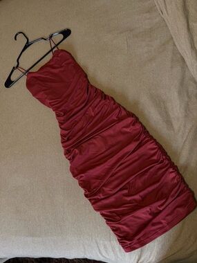 Windsor Strapless Ruched Midi Dress - Burgundy